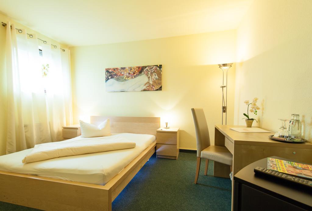 Garni-Hotel An Der Weide برلين المظهر الخارجي الصورة